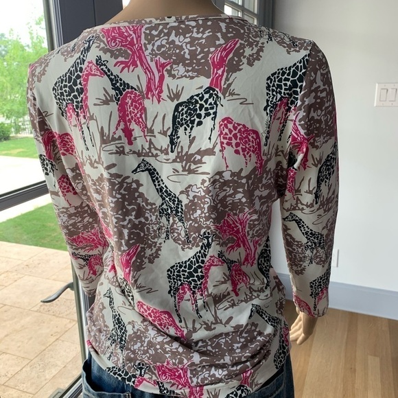 Melly M Giraffe Print Top - Picture 4 of 11